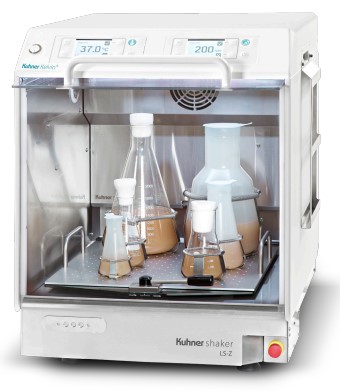 אינקובטור מטלטל סיבובי דיגיטלי +Kelvin תוצרת Kuhner, שוויץ.